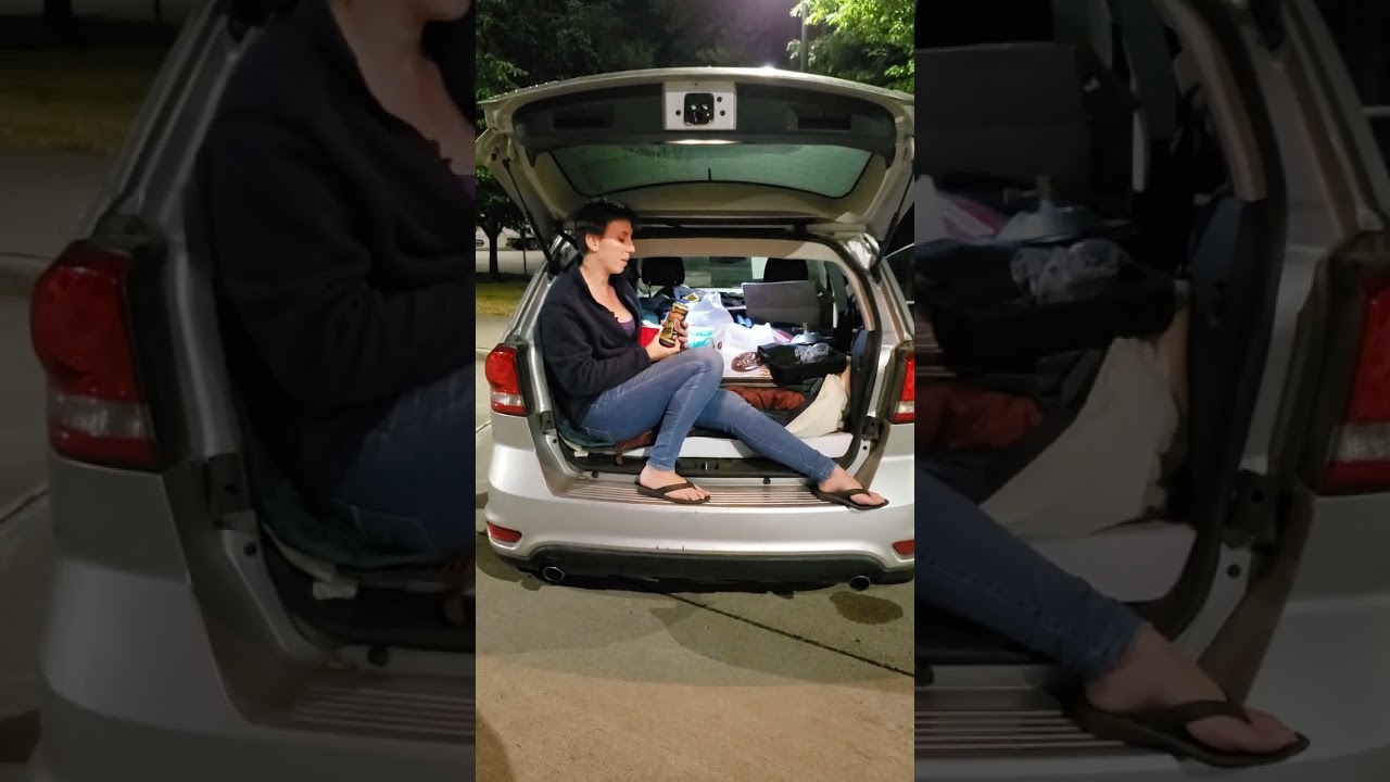 60 Second Sips - Sparklepuff by Flying Monkey - Sips 0080