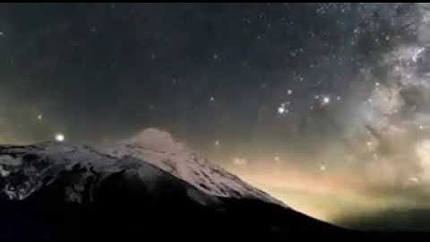 أواخر سورة القيامة بصوت القارئ وليد الأزهري