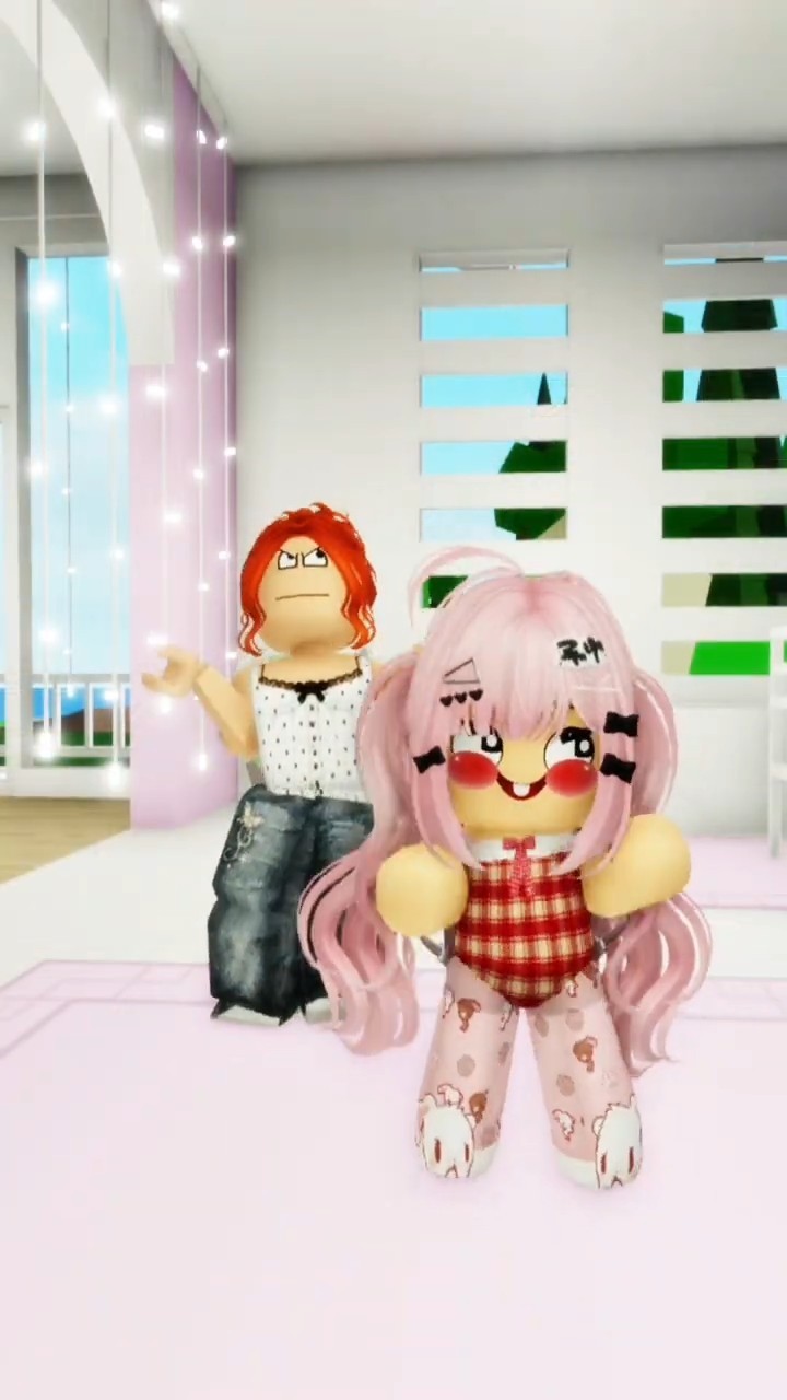 I Replaced My Mom in the Catch My Heart Trend ☺️ #roblox
