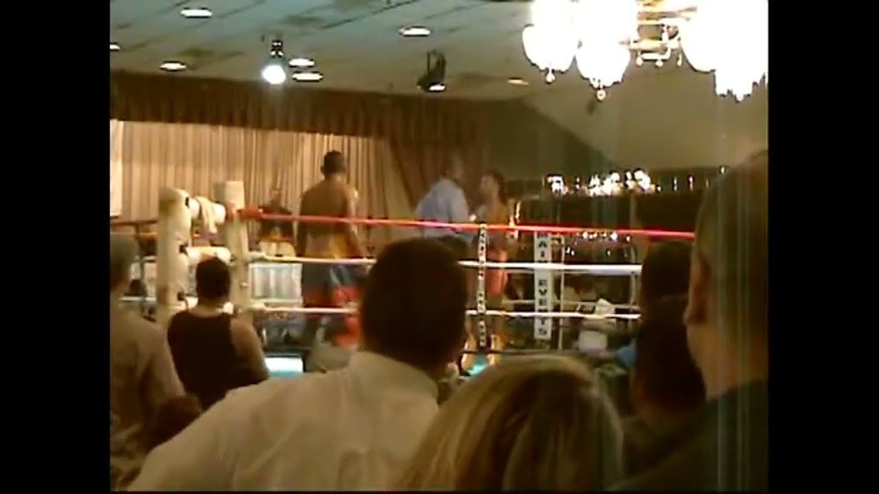 Joel Julio vs Hicklet Lau/Хоэль Хулио - Хиклет Лау