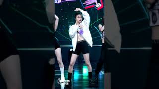 [MPD직캠] 있지 류진 직캠 4K 'SWIPE' (ITZY RYUJIN FanCam) | @MCOUNTDOWN_2021.10.14