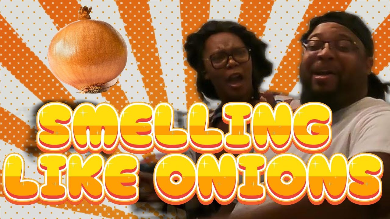 SMELLING LIKE ONIONS PRANK ON GIRLFRIEND FUNNY funny prank smelling-like-onions-prank-on-girlfriend-funny-funny-prank
