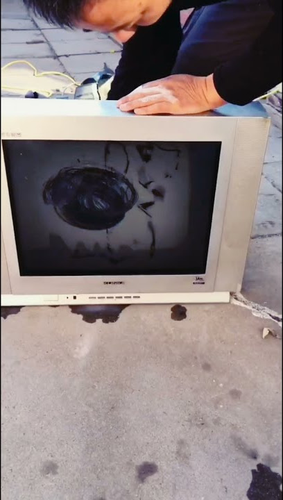 ⏱️Turning a CRT TV into an aquarium for goldfish#shorts