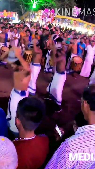 Old ❤️Chalakudikaran kalasamidhi shingarimelam (rocking performance)