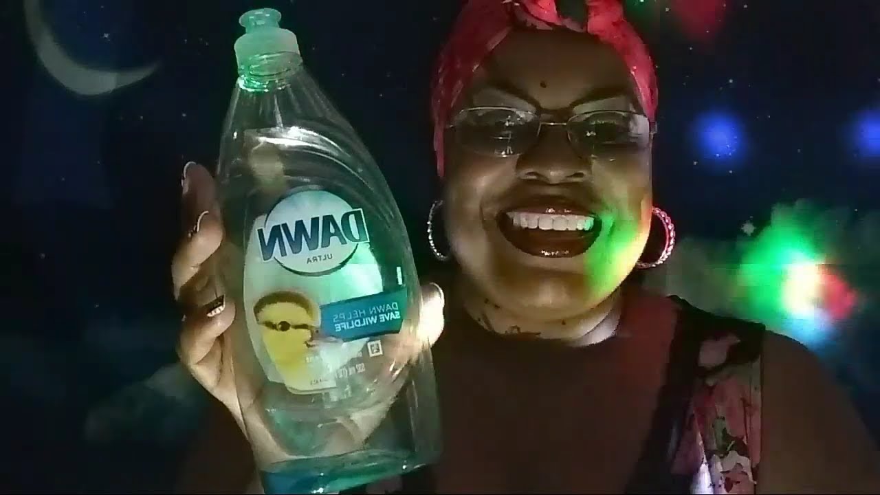 ASMR: CHEWING GUM, SHOWING EMPTIES, WHISPERING, TAPPING...By: SLEEPY TIME ASMR aka JUICY TINGLES