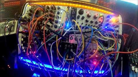 slaughtrhaus - apologetic robot