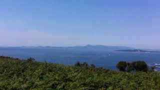 Divisando isla de Sálvora Ría de Pontevedra y Faro de la isla de Ons