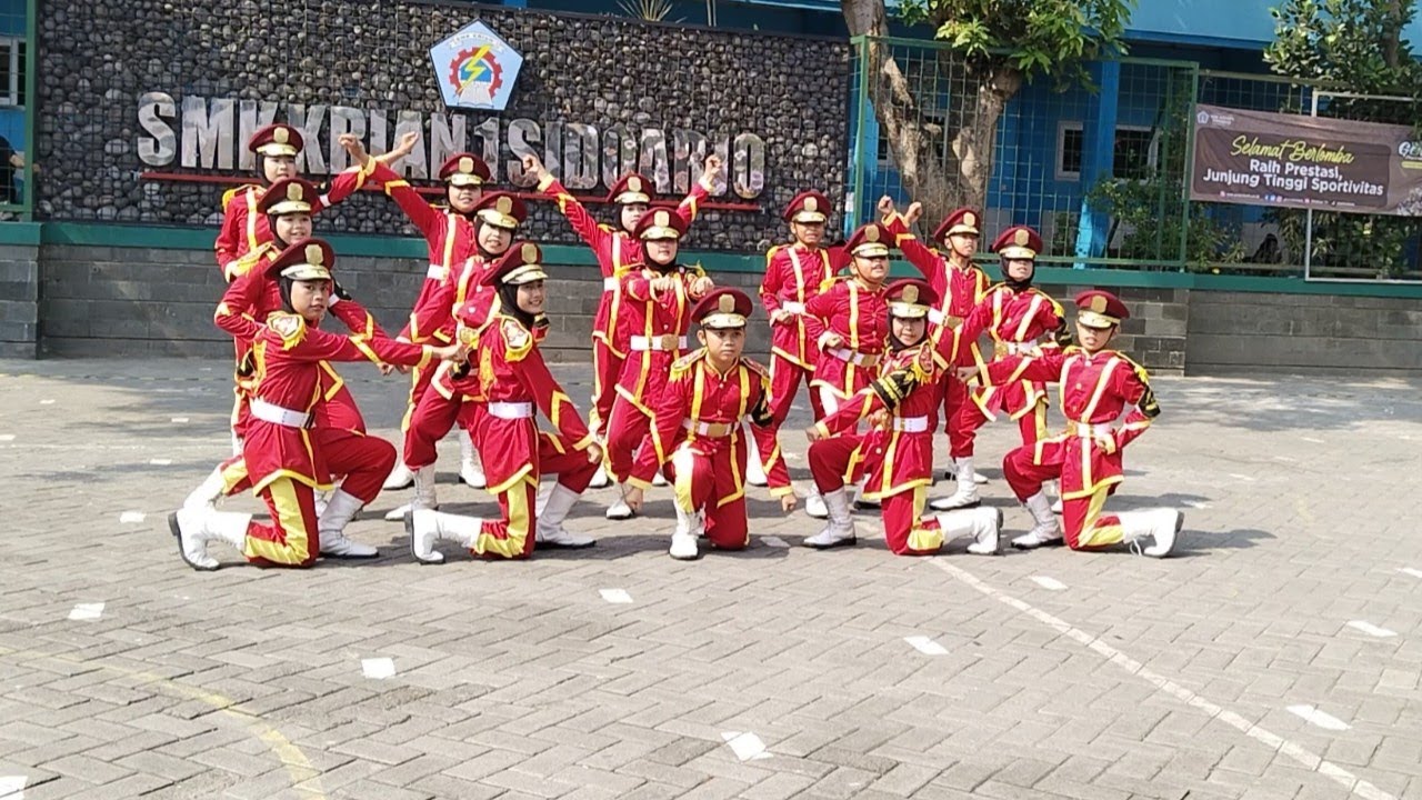 PENAMPILAN PASKIBRA SD AL ISLAM KRIAN DI LKBB AGRA SMK KRIAN 1