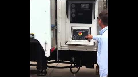 How shred trucks work