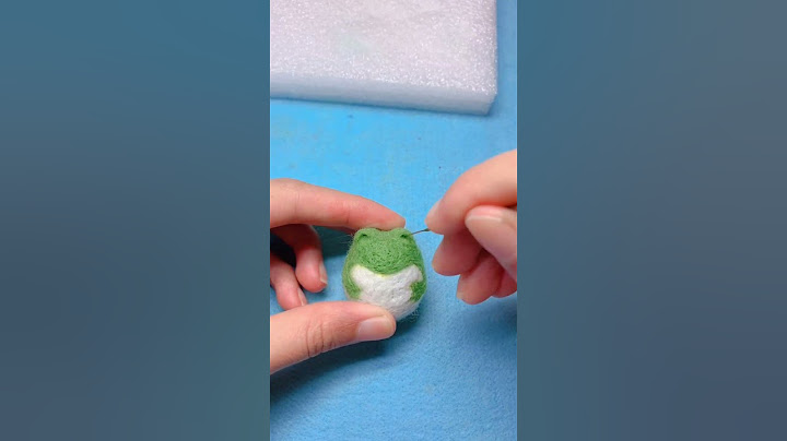 F38 Ribbiting Fun: Craft Your Own Mini Frogs with Wool Felting! 🐸✨