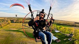 Discover the thrill of paramotoring!