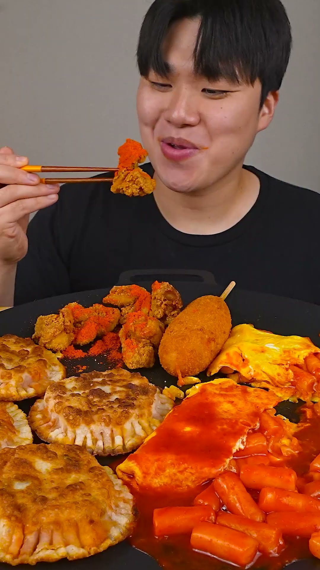 Fried chicken \u0026 Fire noodle \u0026 pizza dumpling ??? #shorts