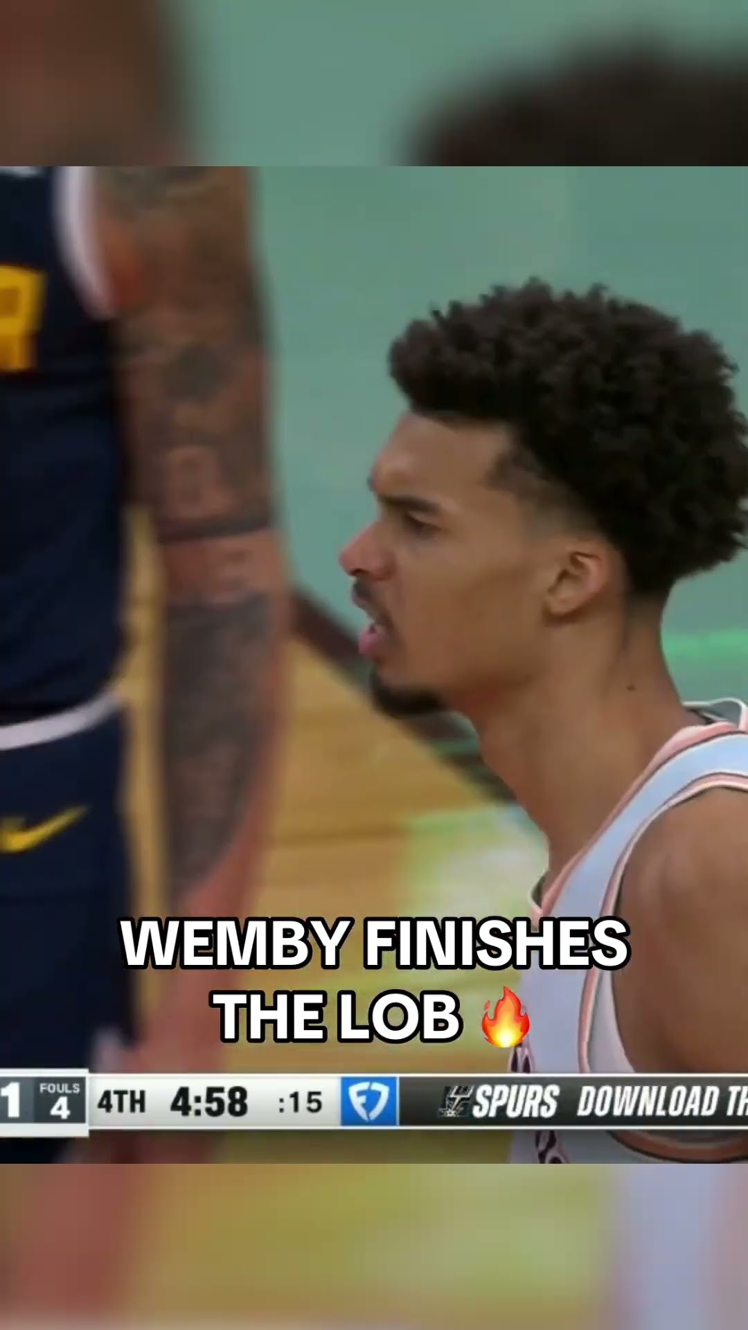 Wemby with the and-one alley-oop dunk on Russ ?