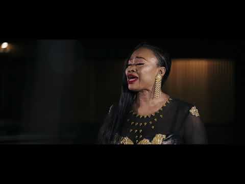 Oumou Sangaré - Saa Magni (Acoustic)