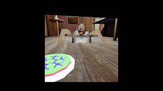 Angry Granny jumpscare on me #jumpscare #angrygranny #grannyfunnymoments