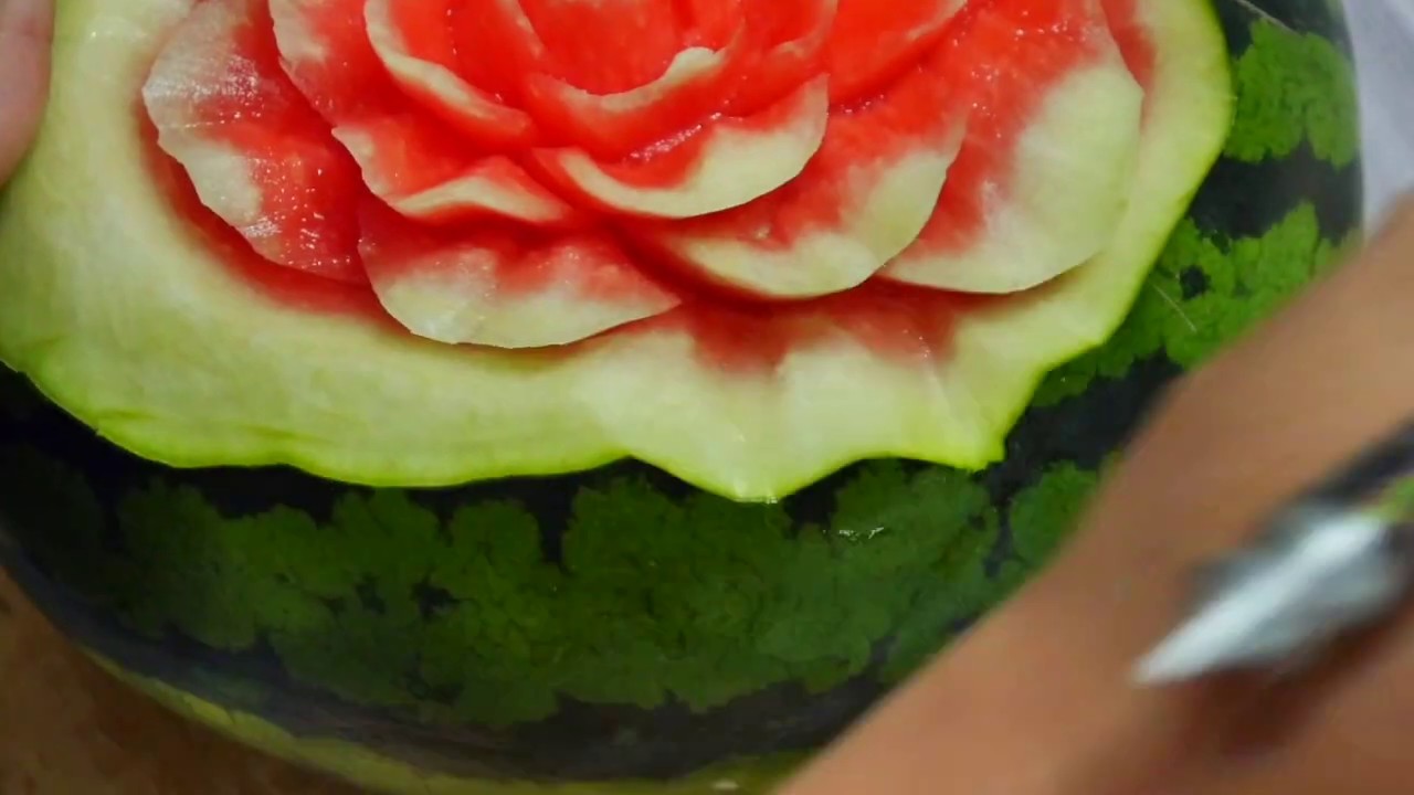 果雕好簡單 西瓜可以這樣雕刻 簡易果雕 初階花朵 有點美欸 初階water Melon Carving For Beginner By Chef Jeff Youtube 果雕好簡單 西瓜可以這樣雕刻 簡易果雕 初階花朵 有點美欸 初階water Melon Carving For Beginner By Chef Jeff Youtube