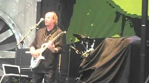 Adrian Belew Power Trio - Three Of A Perfect Pair (King Crimson), Williamsburg, Brooklyn 6/11/11