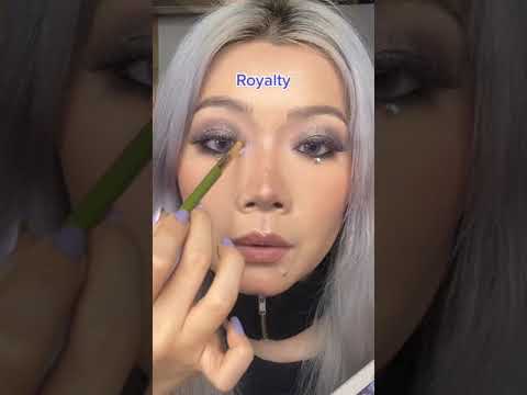 My favorite multi-chrome eyeshadow 🌈