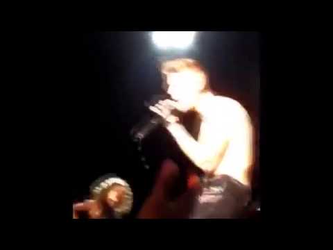 Justin - Bieber - ს ბოთლი ესროლეს ... ნახეთ !
