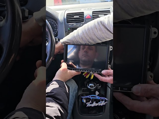 Tu pantalla no se apaga quitando el contacto?