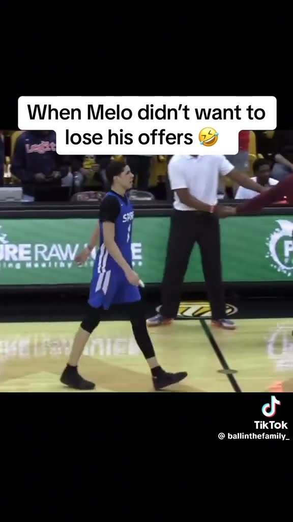 When Melo didn’t wanna lose his offers #hoodnews #lameloball #basketball #fight #sports #viralvideo