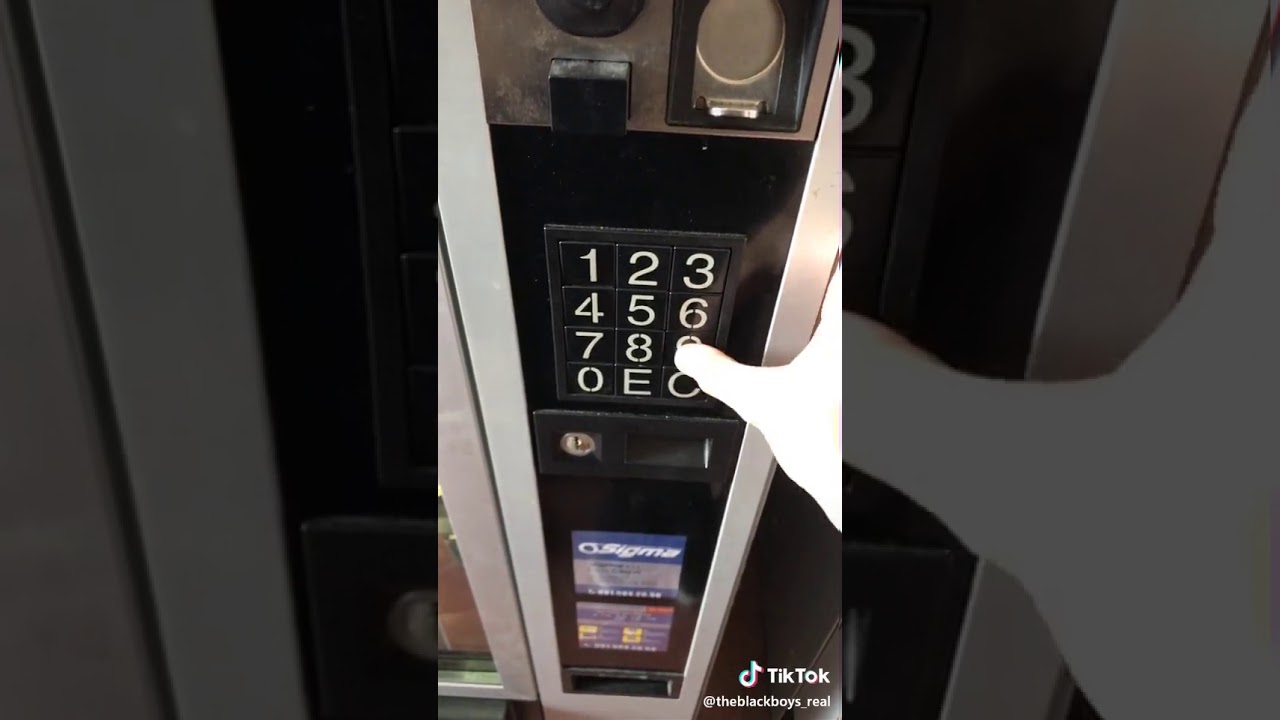 Come prendere cibo gratis dalle macchinette - YouTube