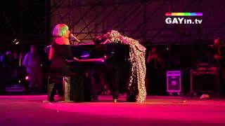 Lady Gaga - Edge of Glory live in Rome (HD)