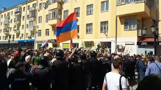 Митинг Навального в Самаре 5 мая: винтилово, обидели старика, угрозы ДНРовца, под хит Моргенштерн Митинг Навального в Самаре 5 мая: винтилово, обидели старика, угрозы ДНРовца, под хит Моргенштерн