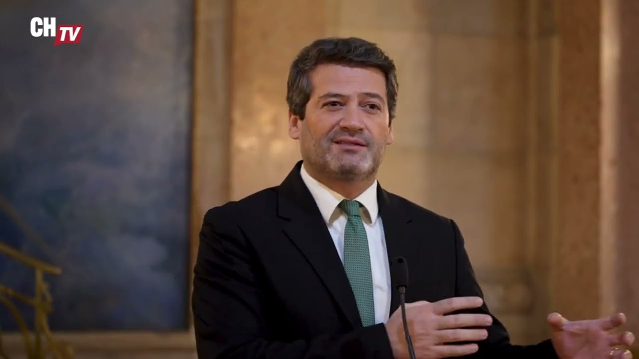 Proteção Civil continua a ser um viveiro de cartões partidários do PS e PSD