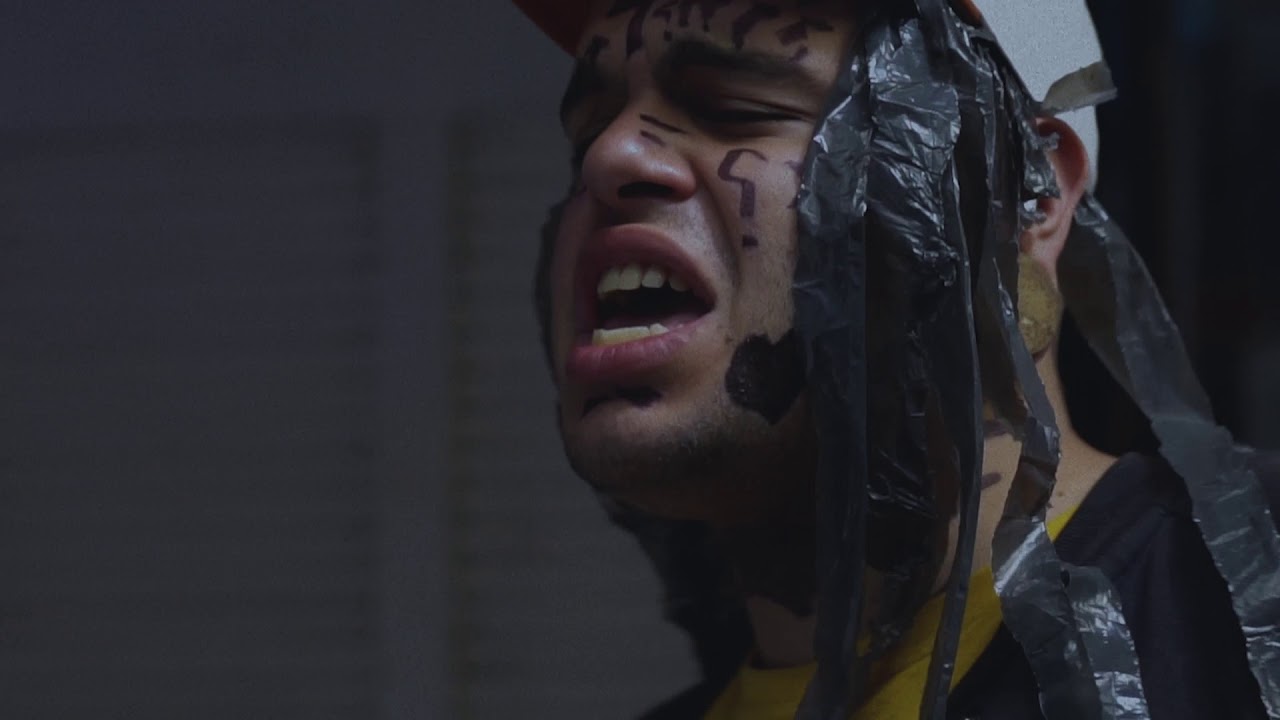 LIL' LIXO - UM CORNO SOLITÁRIO