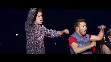 One Direction - Live While We