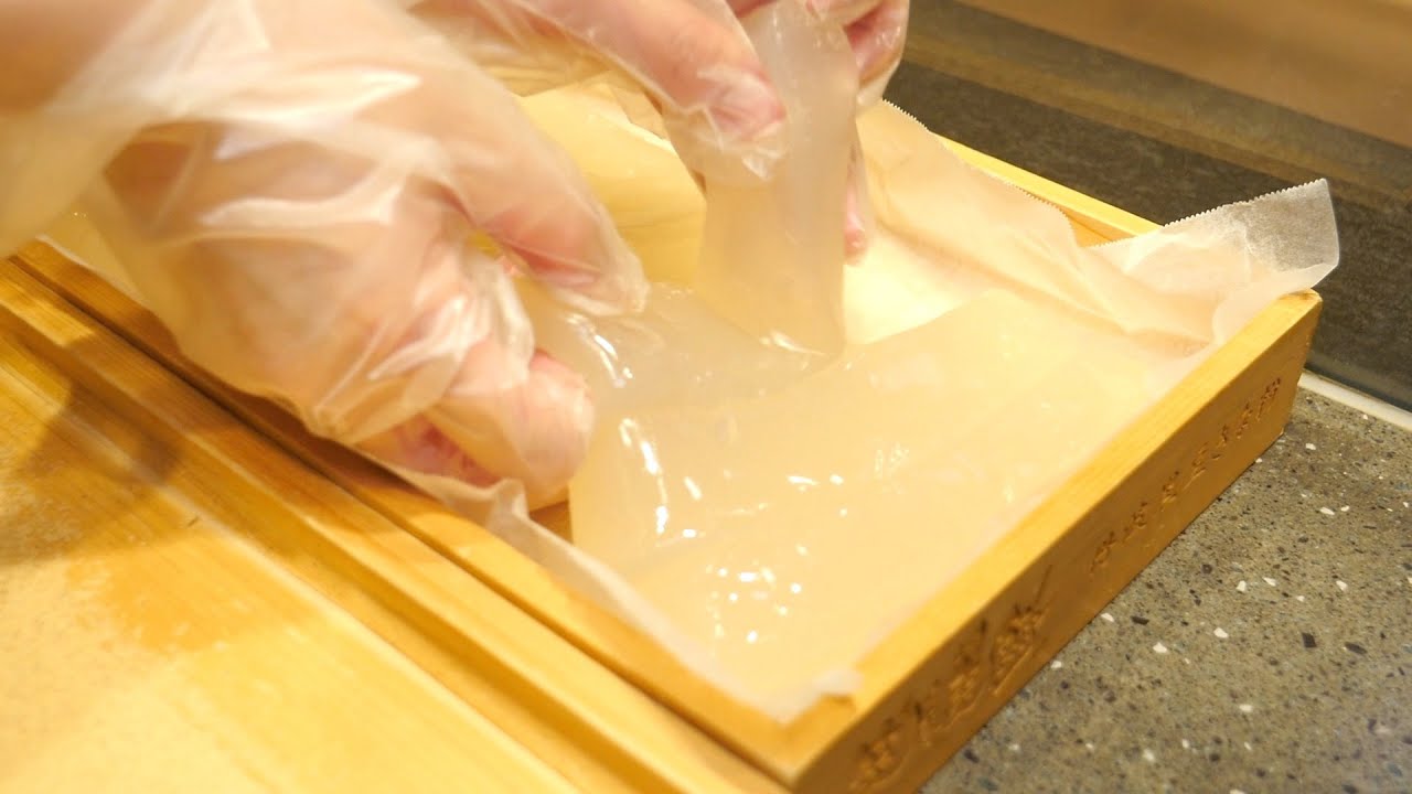 わらび餅専門店が本気で仕上げたもっちもち食感のロールケーキとどら焼きの作り方