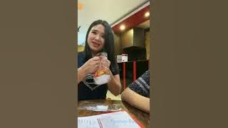 TERBARU VANIA GEMASH LIVE DI RESTAURAN , CANTIK NYA 😍