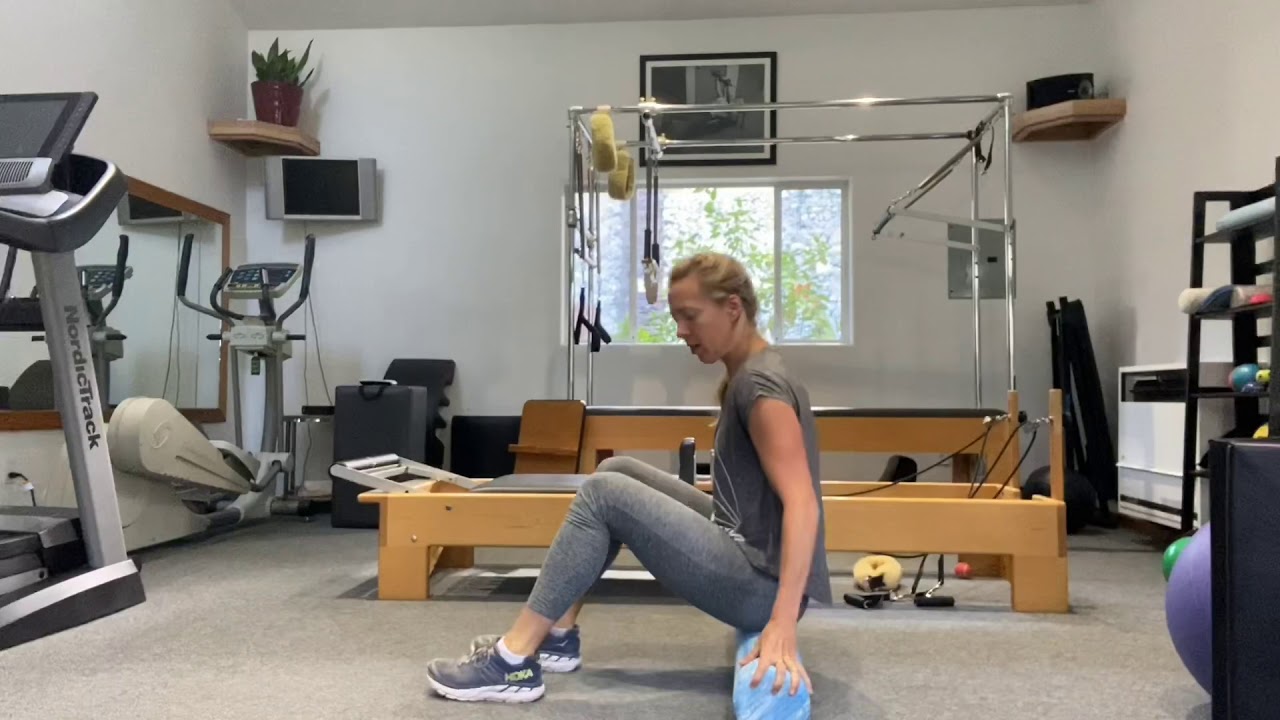 Foam roll release glute major and medius, low back YouTube