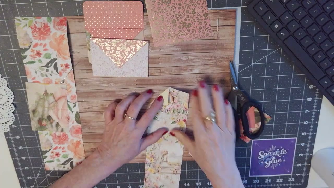 Using Scraps to make pocket envelopes Tutorial - No Measuring needed