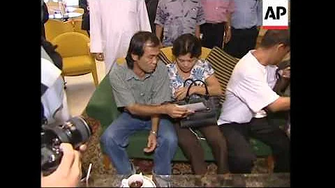 Iraq hostage  dela Cruz reunited with wife