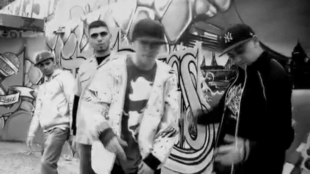 Two Tungs - Keep on going