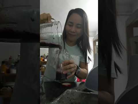 Video: Paano Gumawa Ng Lutong Bahay Na Alak Na Ubas