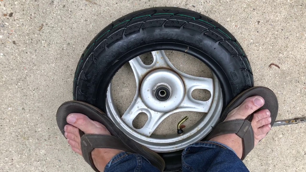 Replacing a scooter tire, Honda Metro YouTube