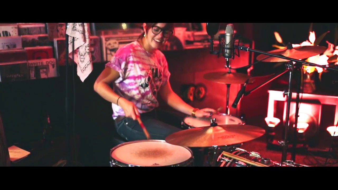 HANNAHBAND - Show Them Love (BLACKtoCOMM Session 301016)