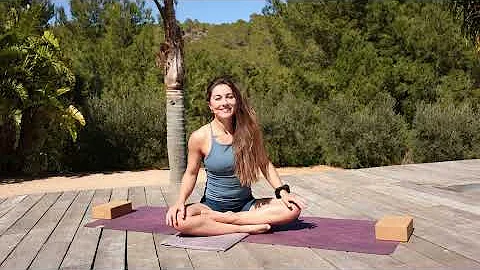 10 Min Morning Sun Salutations | Beginner Friendly Yoga Flow