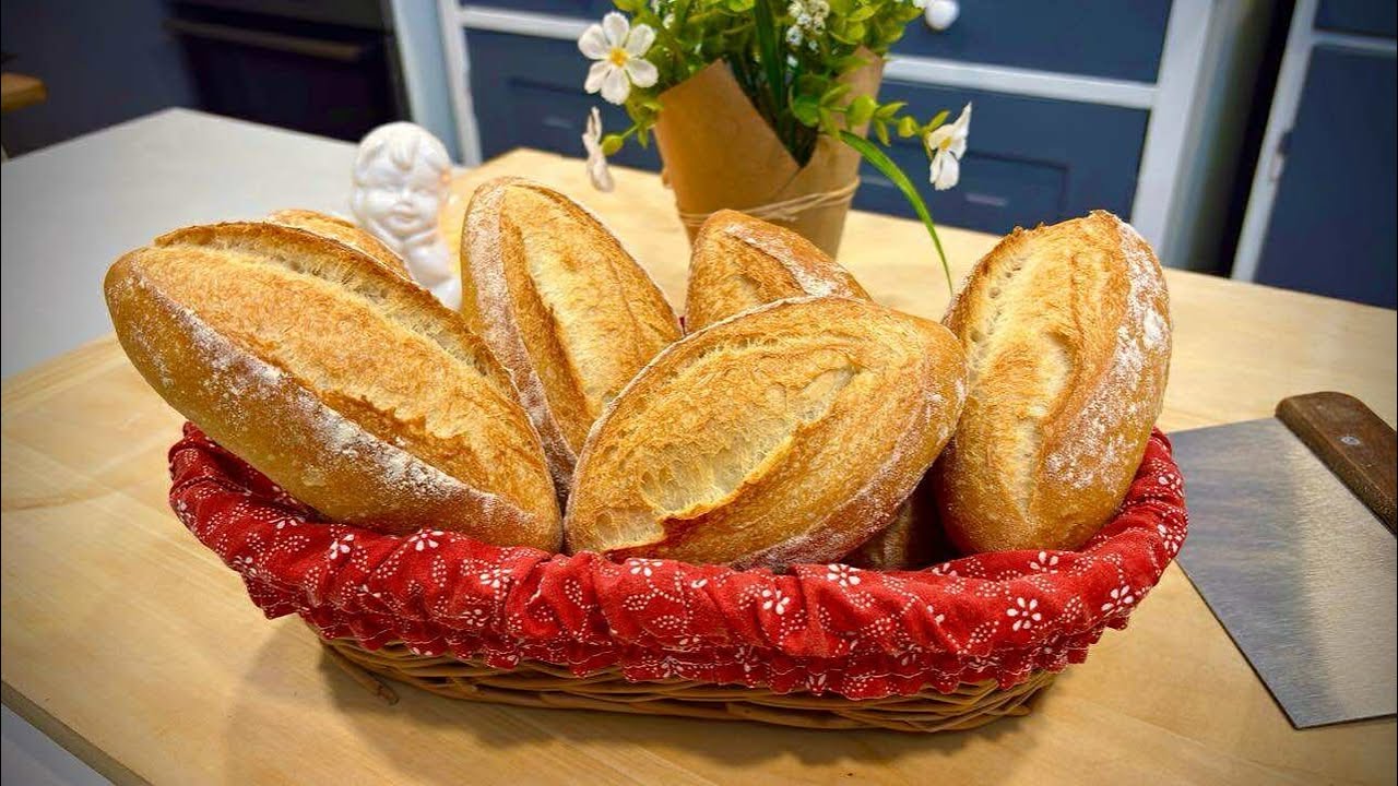 VÁGOTT VIZES ZSEMLE– ropogós házi zsemle recept | Easy Homemade Water Rolls Recipe 🍞