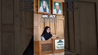 Ning Jazil Gus Kautsars Wife Regularly Reciting The Koran On The Terrace Of The Hut ningjazil