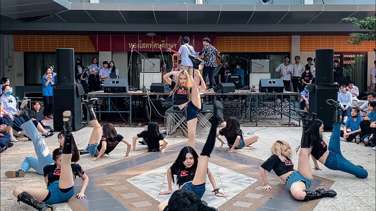 [K-POP IN PUBLIC][on stage] intro +fancy +i can’t stop me twice cover by i-Queen from Thailand