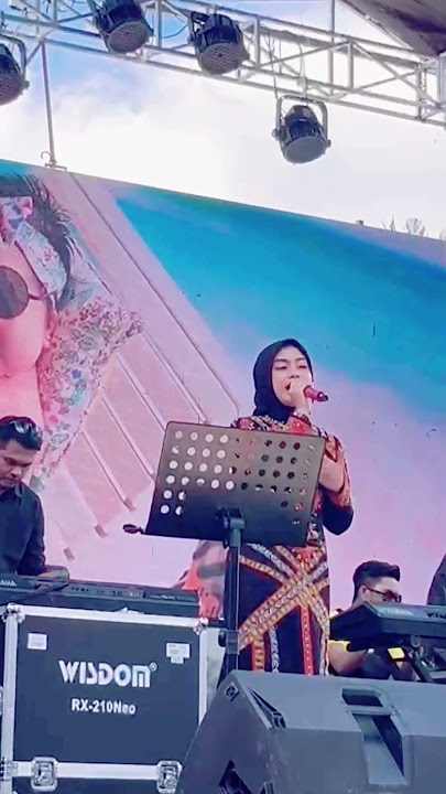 CUT RANI NYANYI LAGU BUGIS benneng wedding #tranding