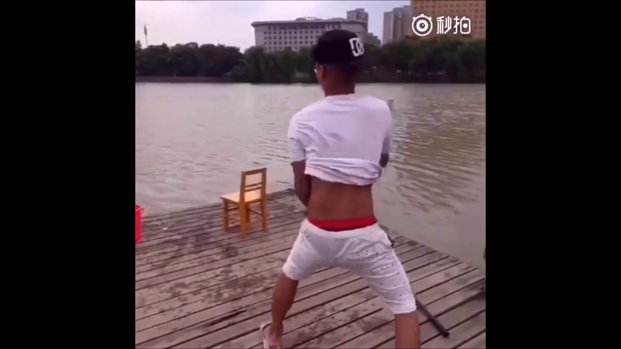 Funny Chinese people 