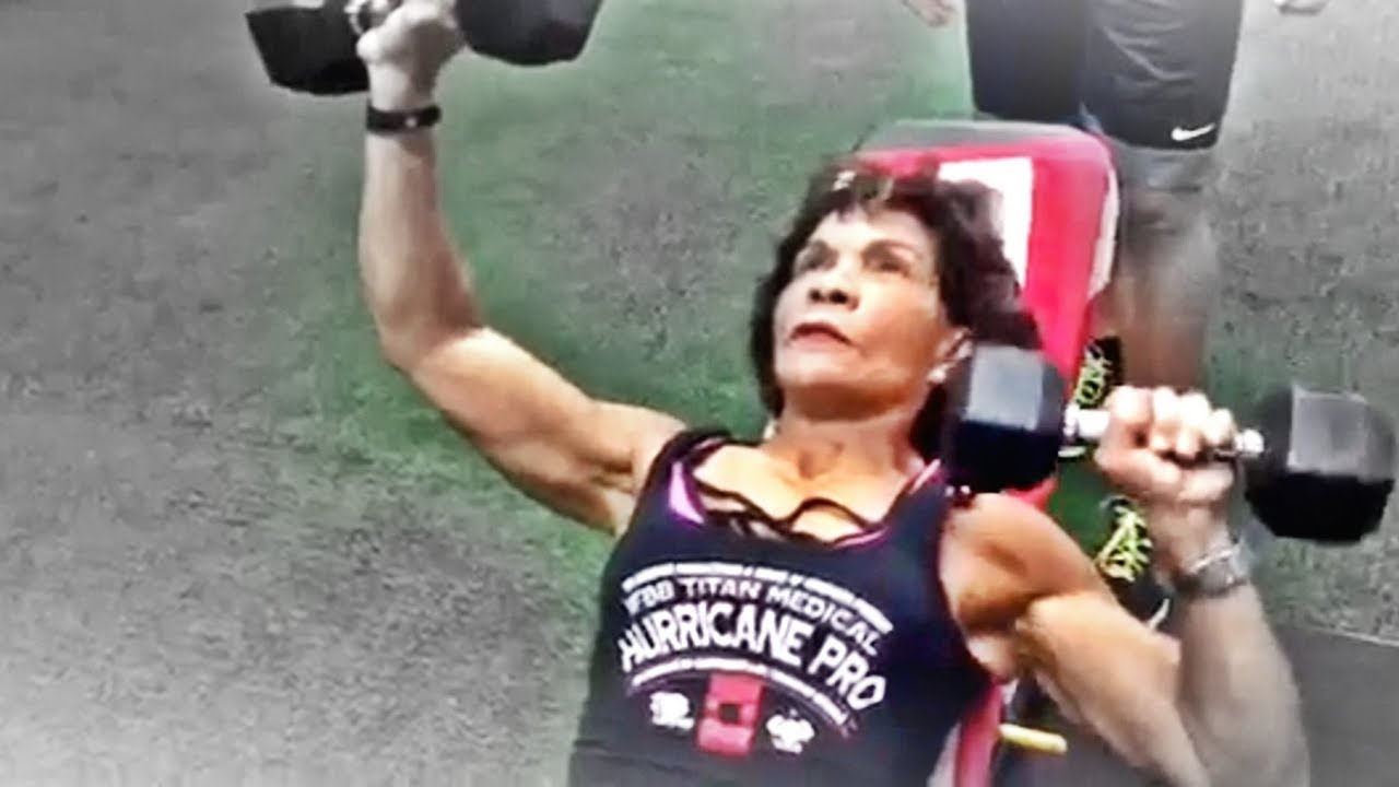 Grandma 71 Year Old Bodybuilder Youtube 