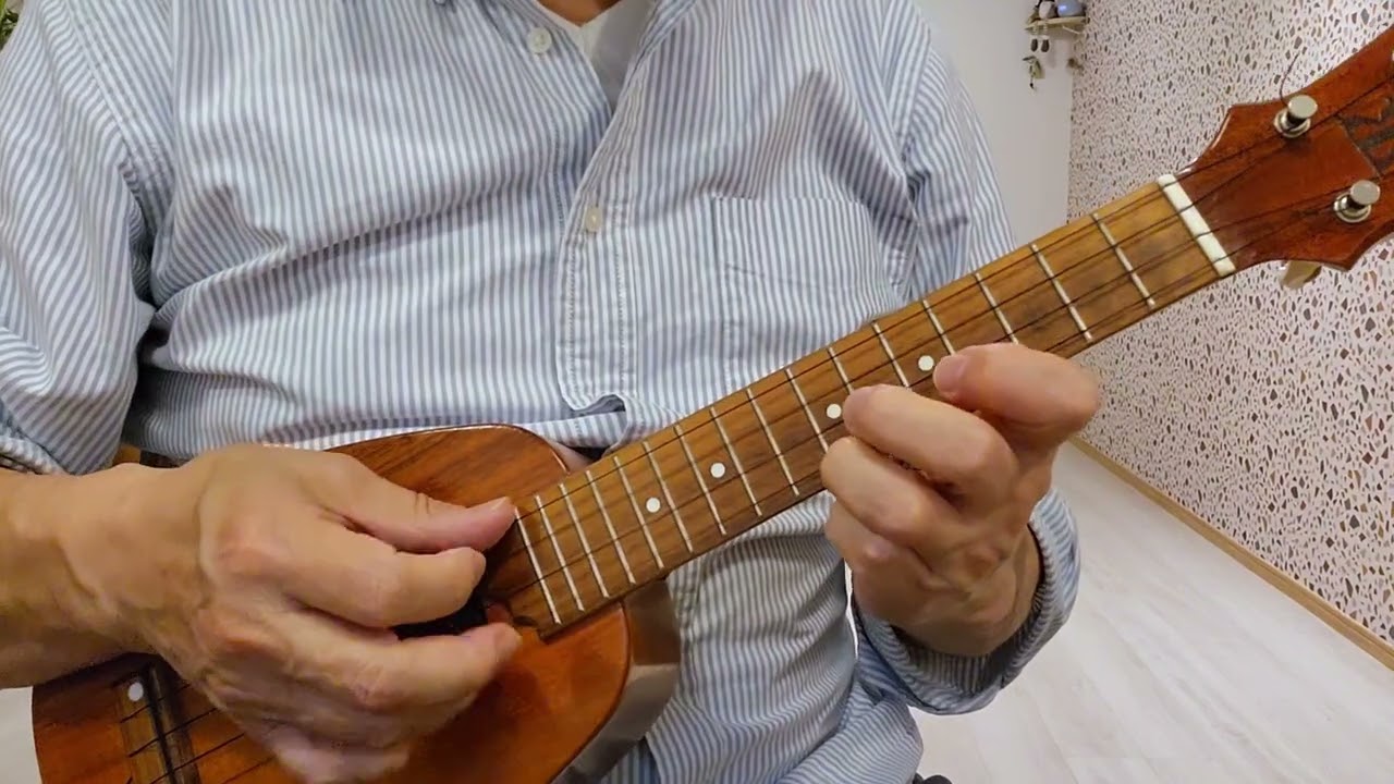 ウクレレソロ】笑点のテーマ 😊#UkuleleSolo #koaloha Pineapple - YouTube