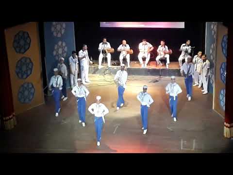 فرقة بورسعيد للفنون الشعبية بتغنى لمين ولمين يا حمام 