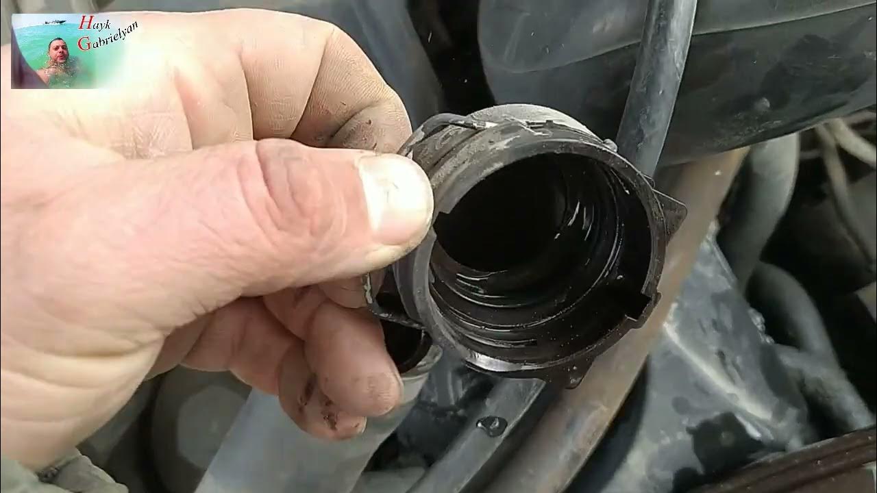 How to replace Expansion tank and automatic transmission Thermostat of